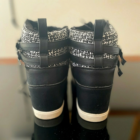 Torrid Ankle Boots Size 8.5 - Picture 2 of 2